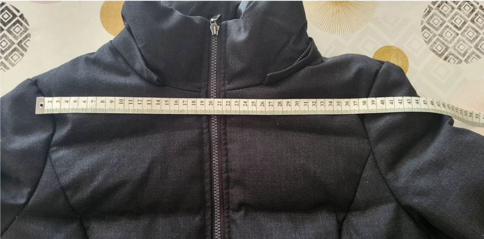 Esprit Casaco de penas TL/T40-Cinza-Capuz de imitação de pelúcia removível-Corte reto com penas – photo 9